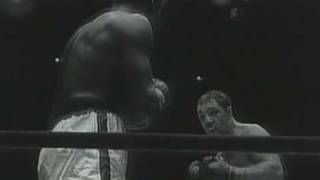 Rocky Marciano vs Ezzard Charles  8th Round KO [upl. by Suciram]