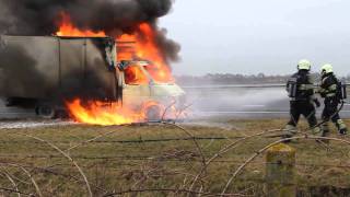 Bestelwagen in brand op de A7 Nuis [upl. by Elamrej]