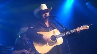 Daryle Singletary  Loves Gonna Live Here Again [upl. by Oludoet]