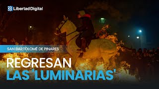 Las luminarias regresan a las calles de San Bartolomé de Pinares [upl. by Whallon997]