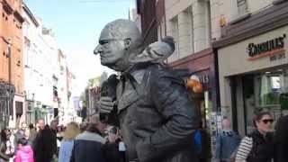 Grafton Street Busker Statue [upl. by Vashtia733]