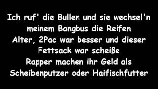 KIZ  Urlaub fürs Gehirn Lyrics [upl. by Ranchod]