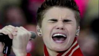 Justin Bieber Boyfriend Mistletoe Live Forgets Lyrics Words American Music Awards 2012 AMA LMFAO [upl. by Mccafferty389]