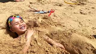 Playing sand and swim at Balmoral beach [upl. by Guthrie]