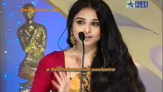 Diva Rekha at star screen awards 2010mpg [upl. by Birchard405]