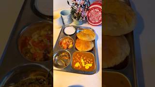 Chole puri tastegood food viralvideo [upl. by Eisle]