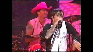 Red Hot Chili Peppers  Give It Away Live At MTV 20th Anniversary [upl. by Arik369]