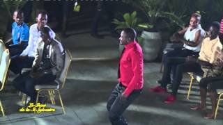 RAMATOULAYE AUX SHOW DE LA ST SYLVESTRE IL LA ENCORE FRAPPE [upl. by Cobbie]