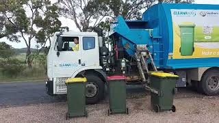 Stanthorpe Recycling ♻️ with SL01256 [upl. by Eemiaj]