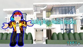 Touring Mega Modern Mansion Roblox Roville [upl. by Dekow]