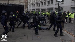 Acte 2 des Gilets Jaunes à Paris  barricades sur les ChampsElysées  24 novembre 2018 [upl. by Wolf]