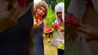 eat watermelon lure carp in deep lake thanks to survival skills candy fresh milk help the hungry [upl. by Aihseyn307]