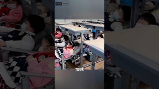 Meja Unik di Sekolah China Belajar dan Tidur Nyaman di Kelas shorts [upl. by Norod256]