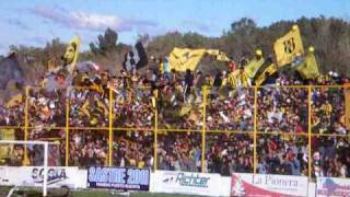 Recibimiento del Deportivo Madryn frente a Huracán CR [upl. by Aronoh]