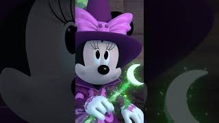 ¡Minnie y Daisy se Convierten en Brujas  Mickey y el Cuento de las Dos Brujas [upl. by Enawyd]