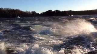 Boston Whaler Outrage 19 in winds gusting up to 40 knots [upl. by Sremmus]