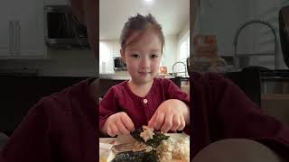 THIS IS HOW YOU DO IT shorts KIMCHI SEAWEED ROLLED RICE MUKBANG 먹방 김밥 [upl. by Graces]