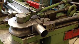 Dornbiegemaschine Curvatubi B90M 90mm Rohr Automatik 90mm steel pipe classic mandrel bending [upl. by Mcclenon865]