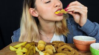 ASMR Eating Crunchy ONION RINGS and FRENCH FRIES  ita [upl. by Arocal]