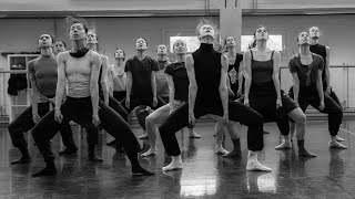 DAS FRÜHLINGSOPFER  THE RITE OF SPRING  Pina Bausch  Rehearsal Teaser  Staatsballett Berlin [upl. by Yarw]