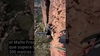 Impresionante rescate a más de 100 metros de altura de un escalador en Huesca [upl. by Niall]