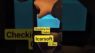 Checking for codes using Icarsoft Cr MAX obd2 icarsoft shorts [upl. by Modnar]