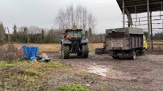 Valtra N122 Versu vm 2010 [upl. by Simmonds752]