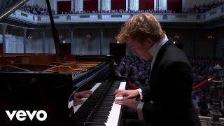 Lucas amp Arthur Jussen – Poulenc Concerto For Two Pianos  Second Movement 2017 [upl. by Stelu]