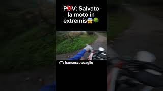 Mi sono visto dentro il cespuglio😂🌳 motovlog moto [upl. by Nylekcaj]