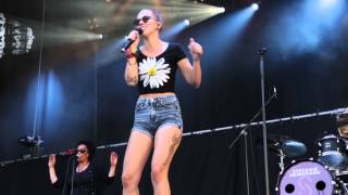 Stefanie Heinzmann Live bei den KSK Music Open in Ludwigsburg 02082015 [upl. by Eenahs]