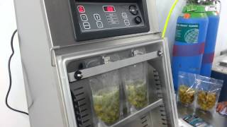 Henkelman Toucan Vertical Vacuum Packing Machine [upl. by Merchant]