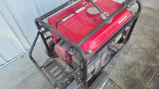 Honda generator yes its running November auction Wwwmichaelauctionsbiz [upl. by Persons]