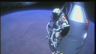 euronews science  Felix Baumgartner devient le Premier homme à franchir le mur du son en chute libre [upl. by Balbur880]