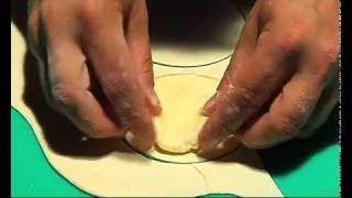 Video ricetta Seadas Sardegna [upl. by Ahsaetan502]