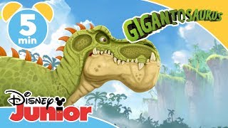 Gigantosaurus  SMUGKIG fra Gigantosaurus 🦖 Disney Junior Danmark [upl. by Nerraj]