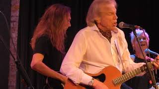 Justin Hayward quotDawning is the dayquot quotTuesday Afternoon and quotThis Morningquot at NYC Winery 081718 [upl. by Einoj245]