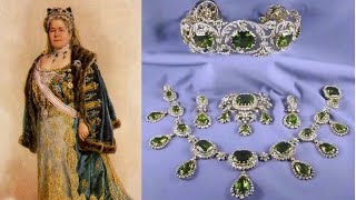 Luxurious stones in the magnificent parure of Archduchess Henrietta of Austria [upl. by Hsinam]