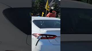 Canadian terrorists khalistan movement activists attack innocent Canadian hindus boycott trudeau [upl. by Idoux]