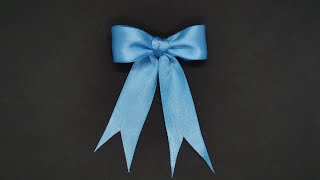 Schleife binden zum Geschenke einpacken  DIY einfache Geschenkschleife selber basteln  simple bow [upl. by Nnylkoorb811]