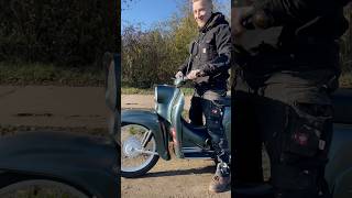 Die Schwalbe dreht durch 😳 simson kr511 2stroke simsontuning zweitakt moped shortsvideo [upl. by Argent]