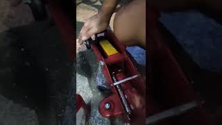 repair nonfunctional car jack [upl. by Hirai378]