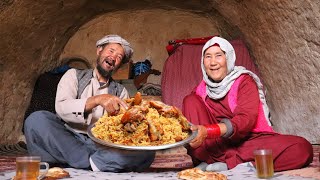 Old Lovers Living In cave Qabuili palaw Afghani Recipe  Village Life Afghanistan [upl. by Gurevich532]