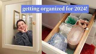 small bathroom declutter amp organization realistic cleaning motivation [upl. by Ydnac271]