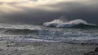 Mega Swell hits Dee Why Point [upl. by Ramsden]