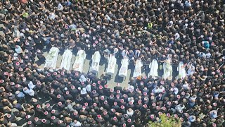 Miles lloran a jóvenes muertos en ataque en Altos del Golán Israel promete responder  AFP [upl. by Noret]