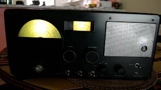 Hallifrafters S40 Receiver [upl. by Draillih]