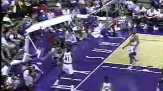 Shaquille ONeal casse un panier encore [upl. by Orferd]