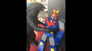 Godzilla vs voltes vwarning not for voltes v fans [upl. by Alyac]