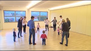 „Nappydancers“ Tanzprogramm für Kinder unter 3 Jahren [upl. by Eilatan]