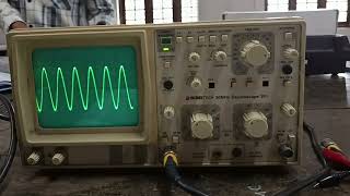 colpitts oscillator 2nd year practical  part 3 [upl. by Adnilemre]